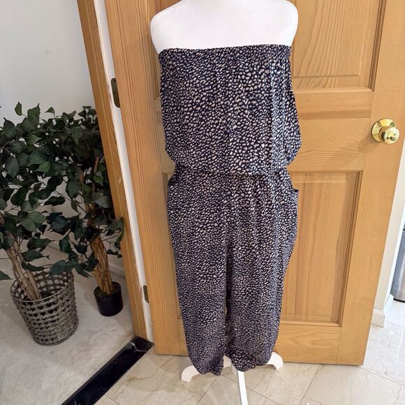 NANA USA Women's Black/Pink Jumpsuit Med Strapless Stretchy Waist Cropped Jogger - Picture 1 of 13